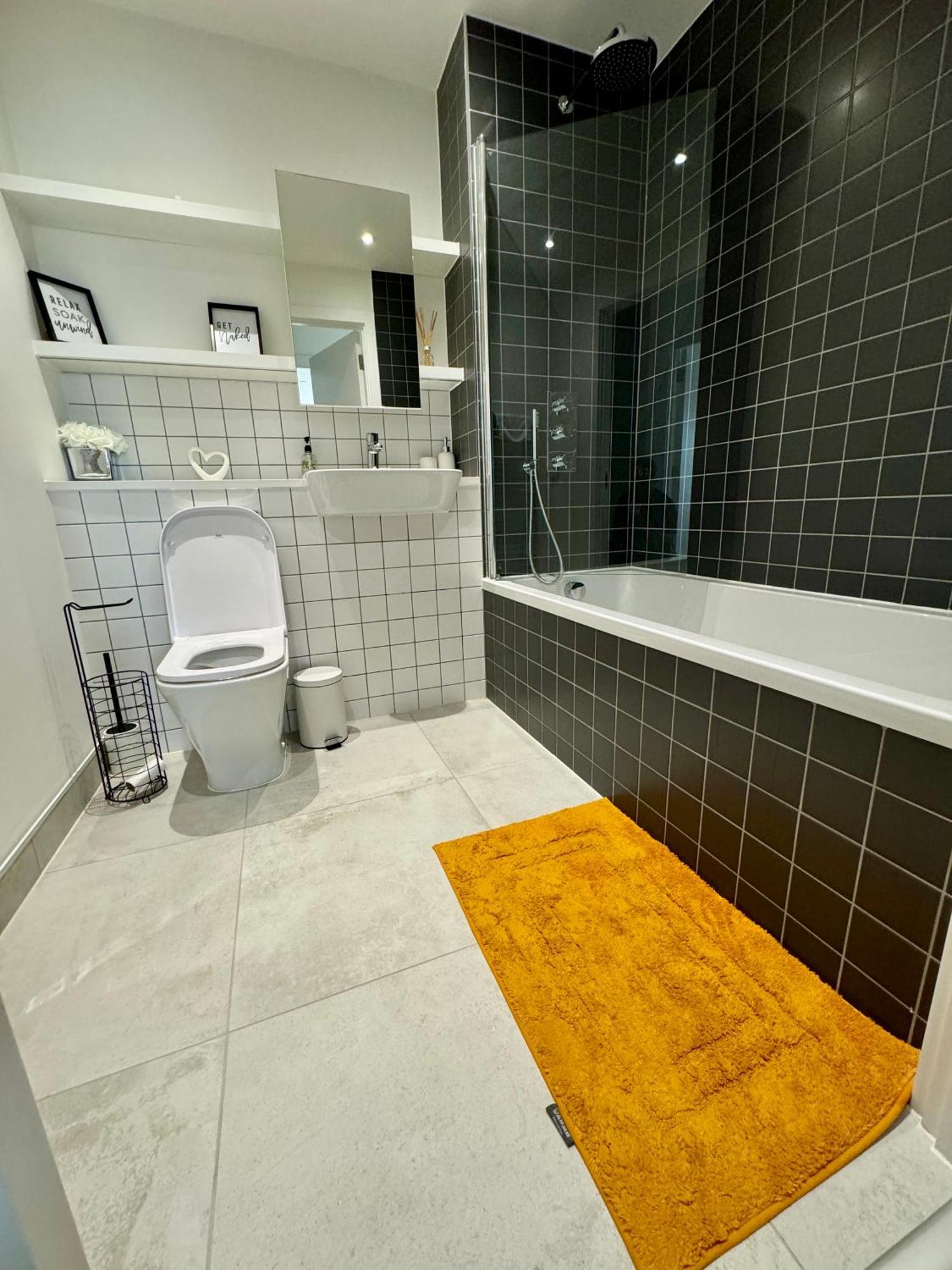 Appartement Amazing In Canary Wharf Two Bedroom Londen